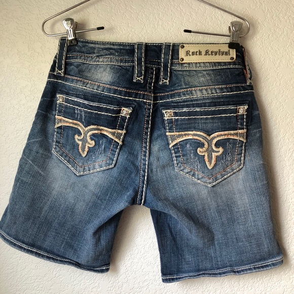 Rock Revival Betty Bermuda Jean Shorts - Picture 2 of 2